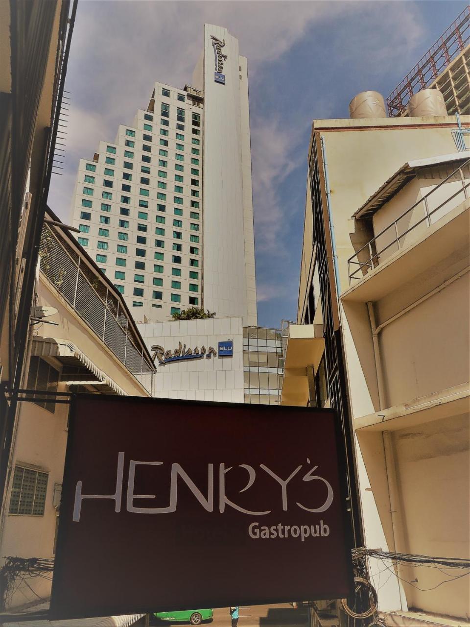 Henry'S Hotel & Gastropub Bangkok Exterior photo